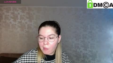 Snapshot of holy_michela chatting on December 27, 2024, 2:58 am Welcome guys Pleasure to see you all here My name is MichaelaTip menu is active Private is open online show from December 27, 2024, 2:58 am