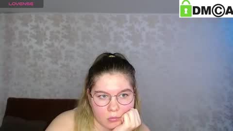 Snapshot of holy_michela chatting on January 31, 2025, 9:05 am Welcome guys Pleasure to see you all here My name is MichaelaTip menu is active Private is open online show from January 31, 2025, 9:05 am