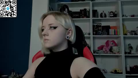 Snapshot of holy_mistresss chatting on February 6, 2026, 9:56 am holy_mistresss online show from February 6, 2026, 9:56 am