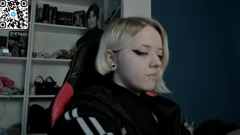 Snapshot of holy_mistresss chatting on February 13, 2026, 9:49 am holy_mistresss online show from February 13, 2026, 9:49 am