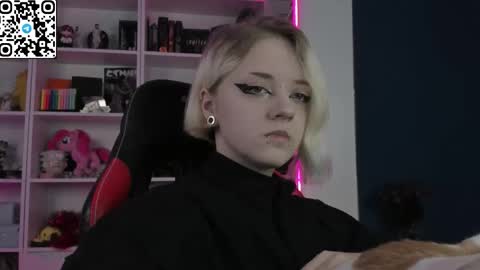 Snapshot of holy_mistresss chatting on February 17, 2026, 9:39 am holy_mistresss online show from February 17, 2026, 9:39 am