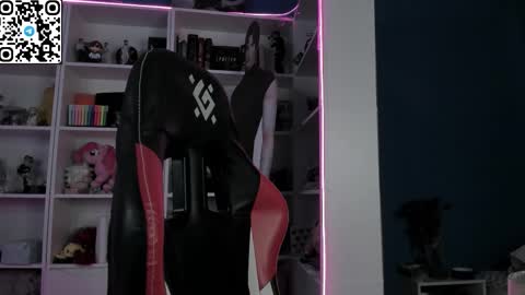 Snapshot of holy_mistresss chatting on February 24, 2026, 9:40 am holy_mistresss online show from February 24, 2026, 9:40 am