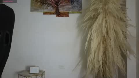 Snapshot of holybeauty_ chatting on October 12, 2025, 9:36 pm Jam online show from October 12, 2025, 9:36 pm