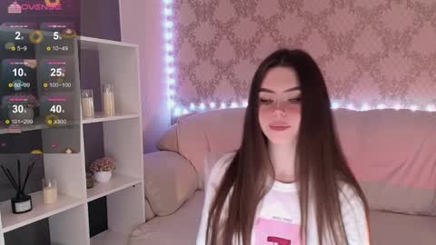 Mia online show from April 9, 2026, 3:28 am