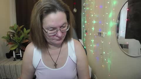 Snapshot of holymilfa chatting on January 24, 2025, 8:02 am holymilfa online show from January 24, 2025, 8:02 am