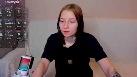 Mria online show from November 28, 2025, 10:45 pm