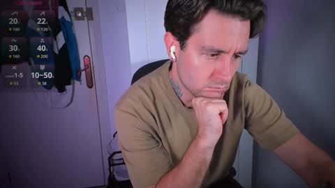 Andrew online show from October 21, 2025, 6:03 am