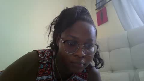 Honevey online show from April 3, 2026, 10:35 am