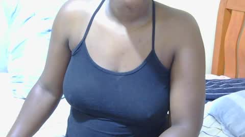 Snapshot of honey_caddy chatting on June 20, 2026, 4:37 am honey_caddy online show from June 20, 2026, 4:37 am