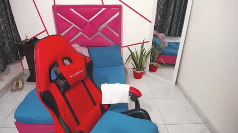 honey_channe online show from September 17, 2025, 1:51 am