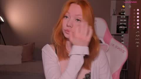 honeyautumn online show from April 10, 2026, 12:27 am