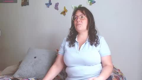 sofia online show from January 5, 2025, 6:45 pm