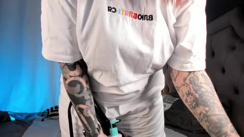 Alexia online show from April 17, 2026, 10:40 am