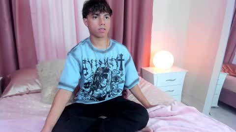 honeymoon_sariel online show from October 26, 2025, 8:37 pm