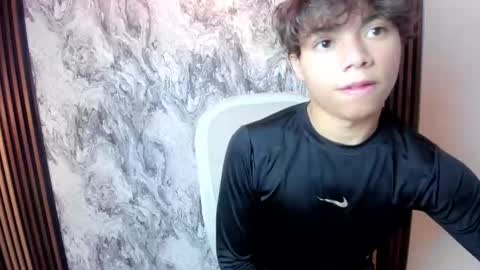 honeymoon_sariel online show from March 22, 2026, 1:47 pm