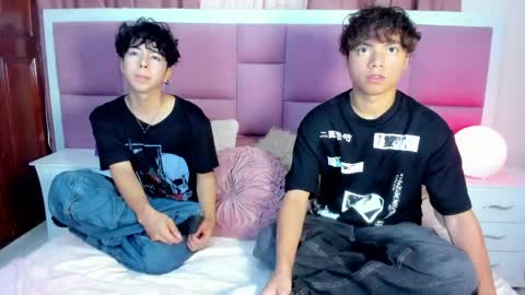 honeymoon_sariel online show from May 23, 2026, 1:59 pm