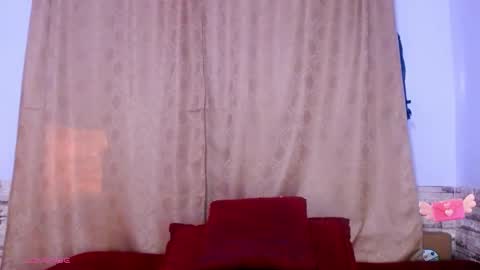 Victoria online show from December 3, 2025, 12:14 pm