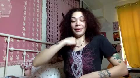 Snapshot of honeyruby chatting on March 10, 2026, 1:05 pm Ruby Sparks online show from March 10, 2026, 1:05 pm