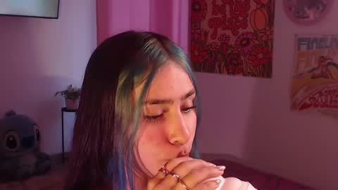    online show from December 11, 2024, 10:27 pm