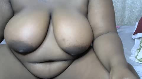 Snapshot of honnsex76 chatting on May 30, 2026, 11:57 pm honnsex76 online show from May 30, 2026, 11:57 pm