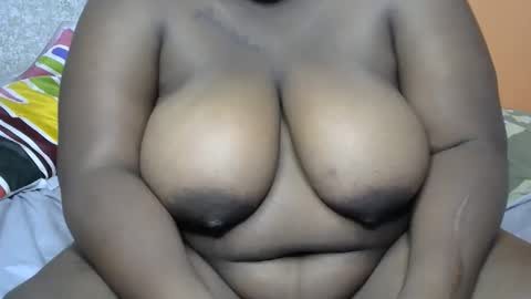 Snapshot of honnsex76 chatting on June 1, 2026, 10:28 am honnsex76 online show from June 1, 2026, 10:28 am