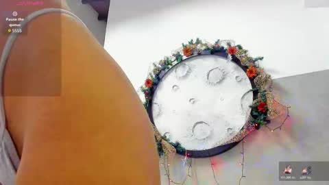 honnyy_23 online show from December 16, 2025, 7:41 pm