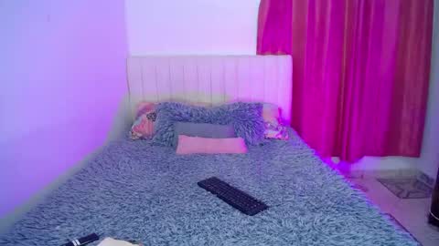 ONLYFANS online show from May 16, 2026, 7:01 pm