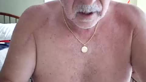 hoover6969690 online show from October 12, 2025, 2:49 pm