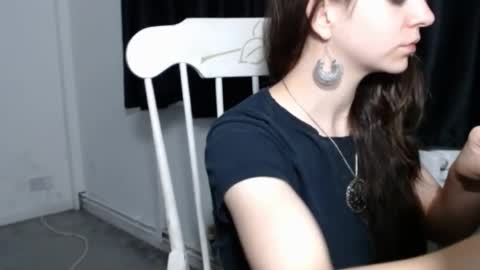 Snapshot of hope_xo chatting on September 25, 2025, 7:50 pm Hope online show from September 25, 2025, 7:50 pm