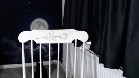 Snapshot of hope_xo chatting on October 12, 2025, 10:14 am Hope online show from October 12, 2025, 10:14 am