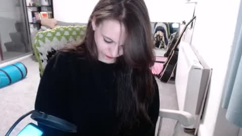 Snapshot of hope_xo chatting on February 13, 2026, 9:44 pm Hope online show from February 13, 2026, 9:44 pm