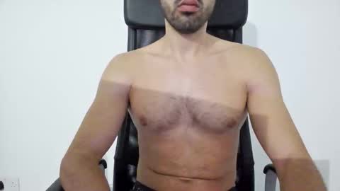 Snapshot of hornboy43 chatting on September 21, 2025, 6:31 pm Oliver Saints online show from September 21, 2025, 6:31 pm