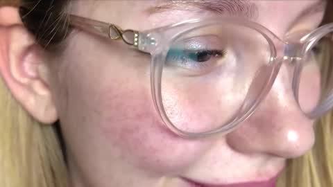 Snapshot of horney_audrey chatting on December 18, 2025, 1:39 pm Audrey online show from December 18, 2025, 1:39 pm