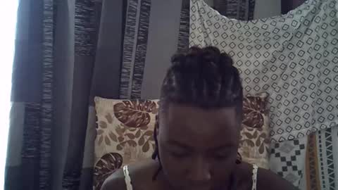 Leila online show from February 20, 2026, 9:10 am