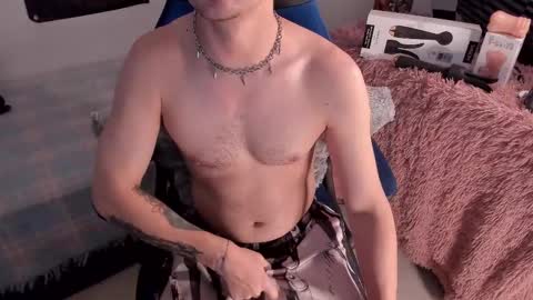 Jhulian online show from January 8, 2026, 2:08 pm