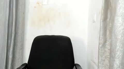 Horny ebonygirl online show from September 17, 2025, 6:15 am