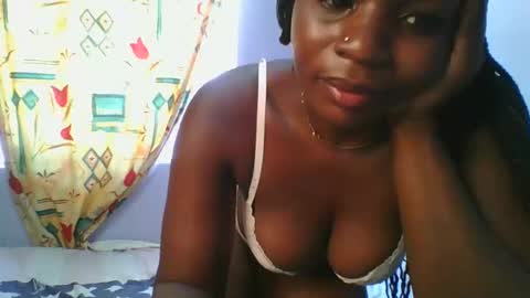 Snapshot of horny_hearts chatting on February 23, 2025, 10:28 am phanice online show from February 23, 2025, 10:28 am