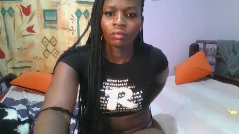 Snapshot of horny_hearts chatting on February 23, 2025, 8:11 pm phanice online show from February 23, 2025, 8:11 pm