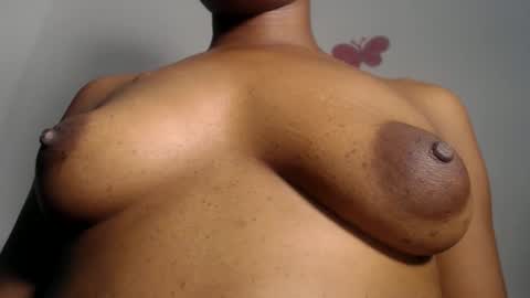 Iris online show from November 17, 2025, 7:30 pm