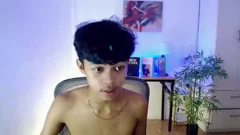 Snapshot of horny_joshxxx chatting on April 17, 2026, 7:28 pm horny_joshxxx online show from April 17, 2026, 7:28 pm