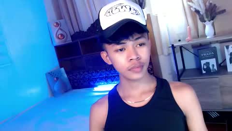 Snapshot of horny_joshxxx chatting on April 25, 2026, 10:51 am horny_joshxxx online show from April 25, 2026, 10:51 am