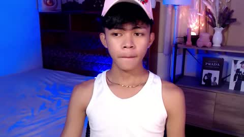 Snapshot of horny_joshxxx chatting on April 30, 2026, 11:05 am horny_joshxxx online show from April 30, 2026, 11:05 am