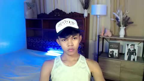 Snapshot of horny_joshxxx chatting on May 2, 2026, 3:55 am horny_joshxxx online show from May 2, 2026, 3:55 am