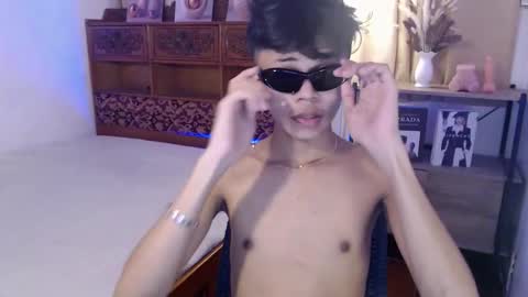 Snapshot of horny_joshxxx chatting on May 19, 2026, 4:24 pm horny_joshxxx online show from May 19, 2026, 4:24 pm