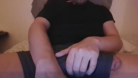 Snapshot of horny_matias chatting on January 31, 2025, 5:19 am horny_matias online show from January 31, 2025, 5:19 am