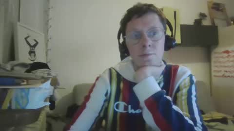 Snapshot of horny_pole chatting on December 3, 2024, 2:47 am horny_pole online show from December 3, 2024, 2:47 am