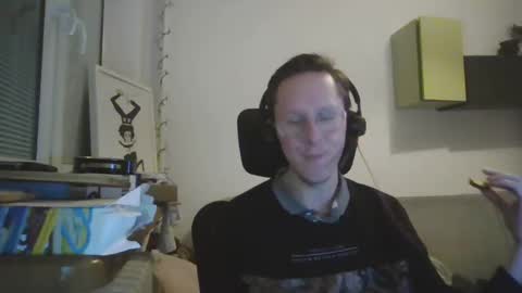 Snapshot of horny_pole chatting on December 5, 2024, 8:55 pm horny_pole online show from December 5, 2024, 8:55 pm