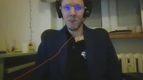 Snapshot of horny_pole chatting on December 24, 2024, 2:10 am horny_pole online show from December 24, 2024, 2:10 am