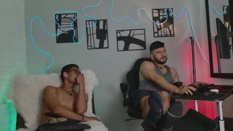 Snapshot of horny_roomies69 chatting on February 7, 2026, 12:25 am horny_roomies69 online show from February 7, 2026, 12:25 am