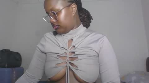 Snapshot of horny_sexxy_babe chatting on March 29, 2026, 12:38 pm Lucy online show from March 29, 2026, 12:38 pm